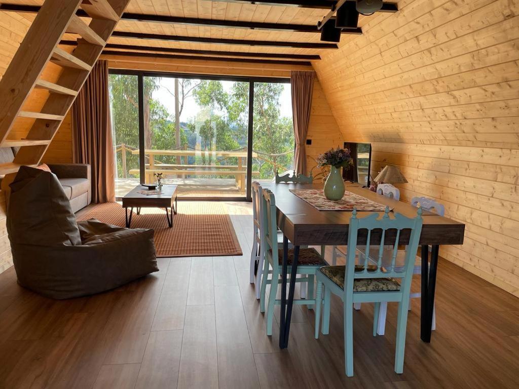 Medronho D'Ouro Bungalows Foz do Sousa Екстериор снимка
